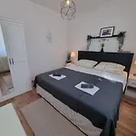 شقة Mit Terrasse Und Grill In Strandnaehe By Interhome تْسْغيكفانِتْسا