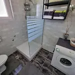 Mit Terrasse Und Grill In Strandnaehe By Interhome شقة