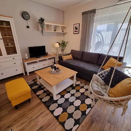 Apartment Mit Terrasse Und Grill In Strandnaehe By Interhome