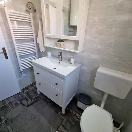 Apartment Mit Terrasse Und Grill In Strandnaehe By Interhome *