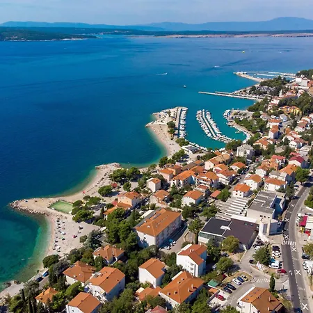 Mit Terrasse Und Grill In Strandnaehe By Interhome * Crikvenica