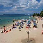 Mit Terrasse Und Grill In Strandnaehe By Interhome Διαμέρισμα Crikvenica