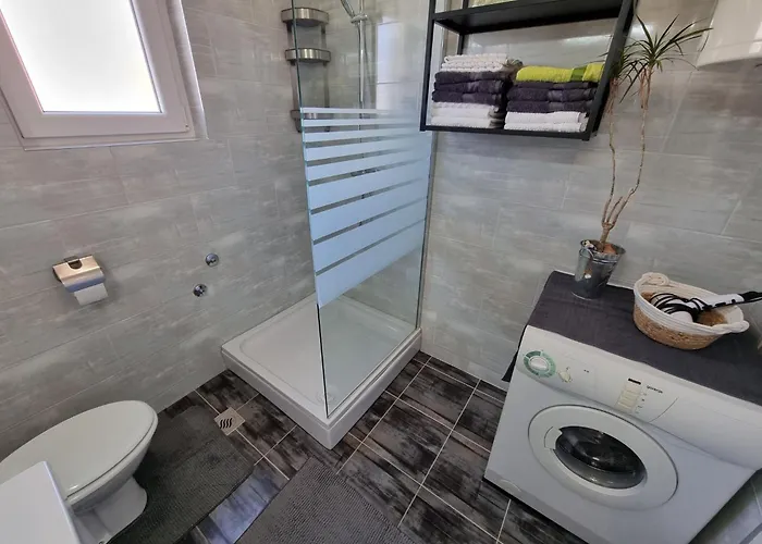 Mit Terrasse Und Grill In Strandnaehe By Interhome 아파트